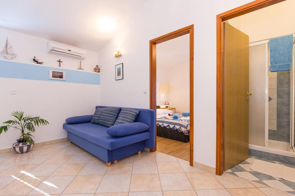 Apartments Juras Brzac Exterior foto
